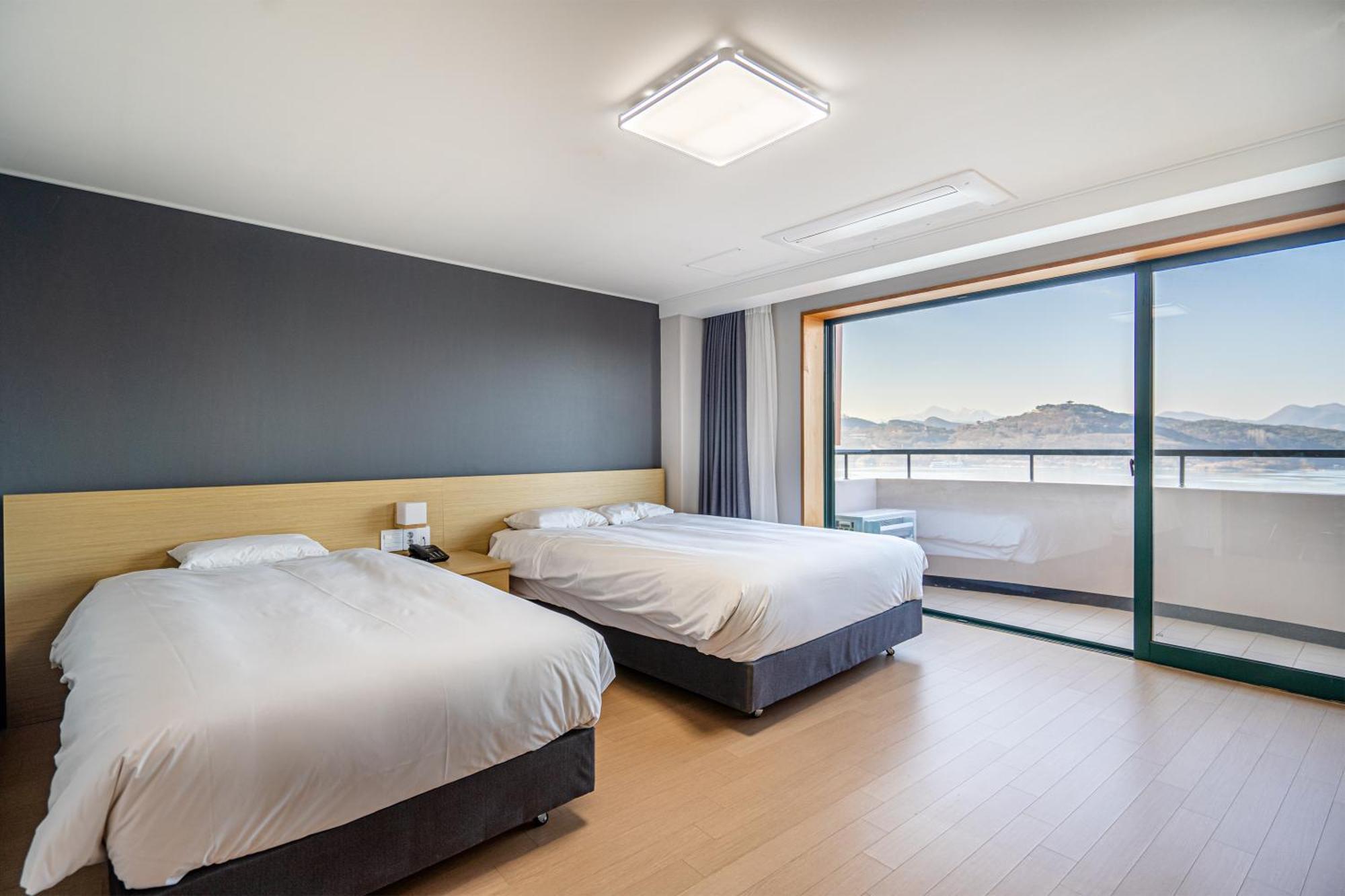 Cheongpung Resort Jecheon Exterior photo